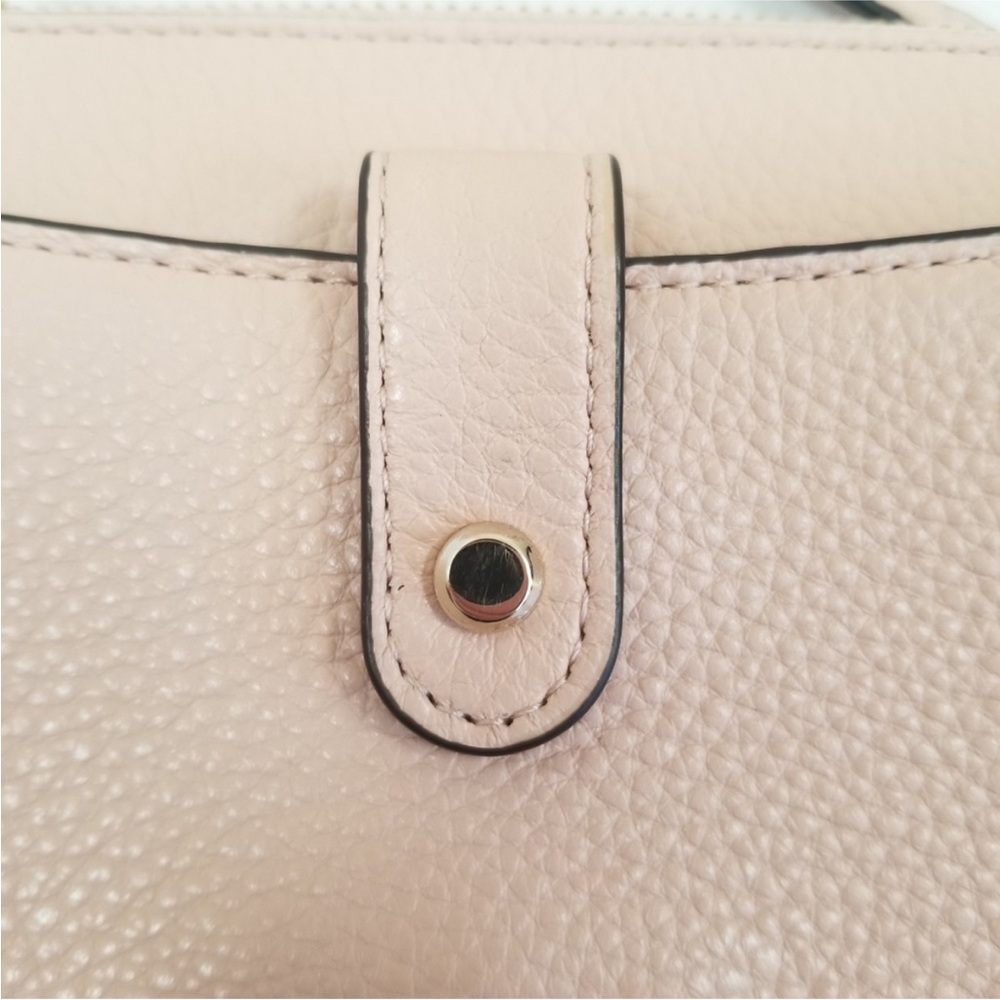 Kate Spade small tab crossbody NWT - Picture 6 of 15